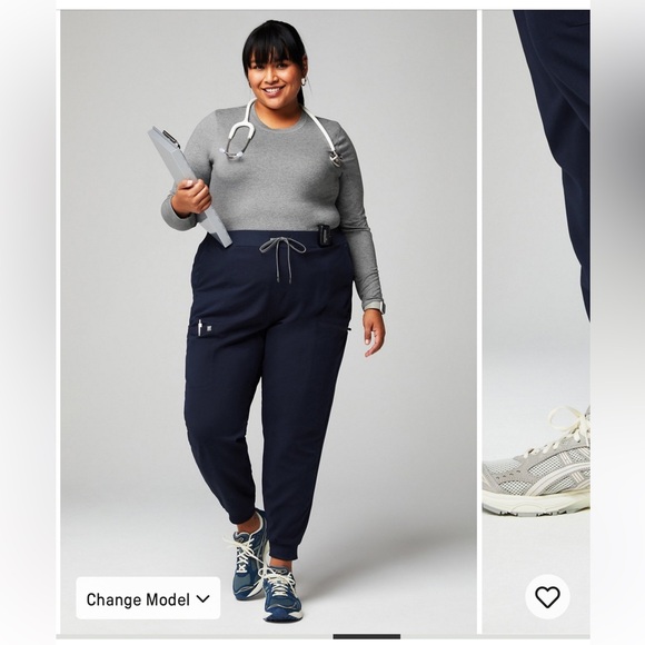 Fabletics Scrubs On Call Joggers Navy - Picture 9 of 10
